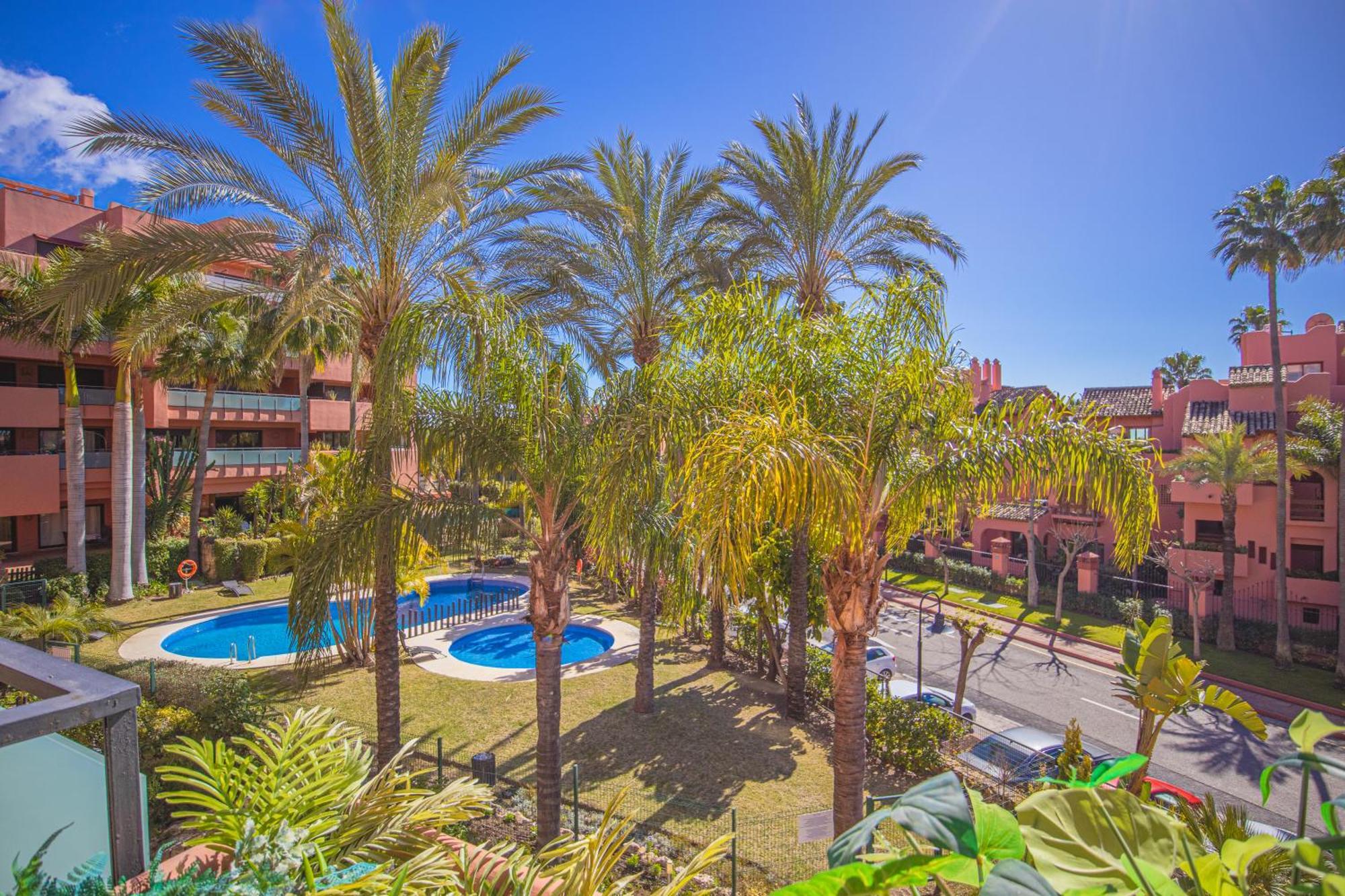Buenti Apartments Estepona Exterior foto