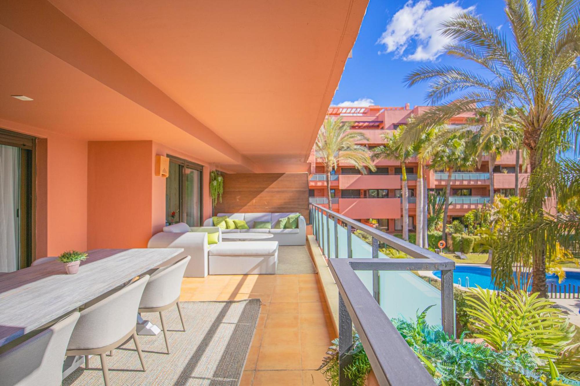 Buenti Apartments Estepona Exterior foto